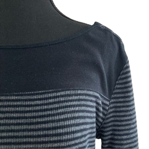 Eddie Bauer black & gray striped cotton blend boat neck long sleeve tee.… - Picture 7 of 9